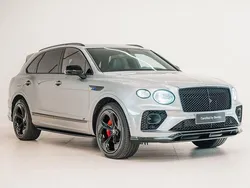 Grau Gebraucht 2024 Bentley Bentayga SUV | 239.999 € (Teuer)