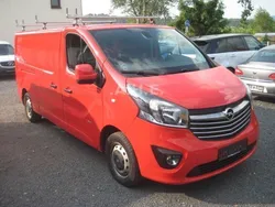 Rot Gebraucht 2017 Opel Vivaro Van | 10.250 € (Superpreis)