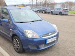 Blau Gebraucht 2007 Ford Fiesta Kleinwagen | 1.300 € (Fairer Preis)