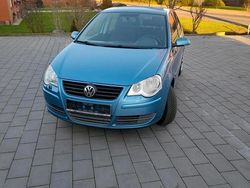 Blau Gebraucht 2006 VW Polo Kleinwagen | 1.950 € (Fairer Preis)