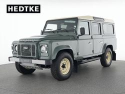 Grün Gebraucht 2012 Land Rover Defender SUV | 322.990 €