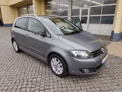 Grau Gebraucht 2012 VW Golf Plus Style Van / Kleinbus | 9.499 € (Etwas zu teuer)