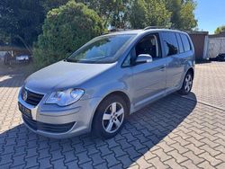 Grau Gebraucht 2008 VW Touran United Van / Kleinbus | 1.490 € (Superpreis)