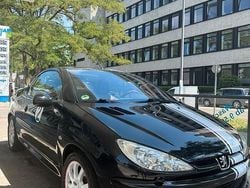 Schwarz Gebraucht 2002 Peugeot 206 CC Cabrio | 400 € (Superpreis)