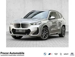 Silber Neu 2025 BMW iX1 M Sport SUV | 51.880 € (Fairer Preis)