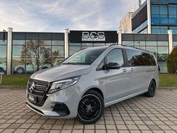 Grau Gebraucht 2025 Mercedes V300 Exclusive Van / Kleinbus | 114.990 €