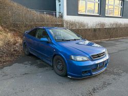 Blau Gebraucht 2002 Opel Astra Coupé | 700 € (Guter Preis)