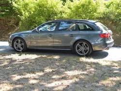 Grau Gebraucht 2012 Audi A4 S-Line Kombi | 14.500 € (Teuer)