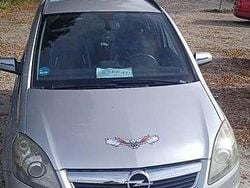 Gebraucht 2006 Opel Zafira Sport Van / Kleinbus | 2.600 € (Fairer Preis)