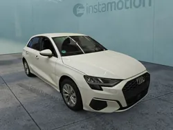 Weiß Gebraucht 2022 Audi A3 e-tron Sport Kleinwagen | 22.520 € (Guter Preis)
