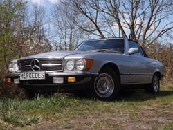 Grau Gebraucht 1984 Mercedes SL380 | 24.500 €