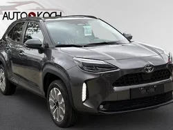 Grau Neu 2024 Toyota Yaris Cross Team SUV | 27.490 € (Guter Preis)