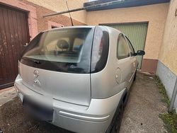 Gebraucht 2005 Opel Corsa Kleinwagen | 1.000 €