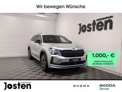 Rot (velvetrot metallic) Gebraucht 2025 Skoda Kodiaq SportLine SUV | 54.650 € (Etwas zu teuer)