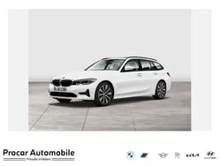 Weiß Gebraucht 2022 BMW 330 Sport Line Kombi | 29.970 € (Guter Preis)