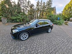 Schwarz Gebraucht 2012 BMW X1 SUV | 8.500 €
