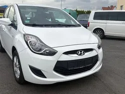 Weiß Gebraucht 2014 Hyundai ix20 Edition Van / Kleinbus | 4.990 € (Superpreis)