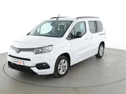 Weiß Gebraucht 2024 Toyota Proace Verso City Kombi | 24.160 €