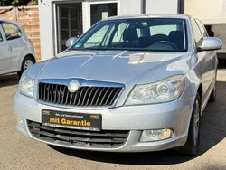 Silber Gebraucht 2009 Skoda Octavia Elegance Kombi | 3.499 €