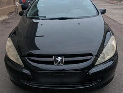 Schwarz Gebraucht 2004 Peugeot 307 CC Cabrio | 1.750 € (Fairer Preis)