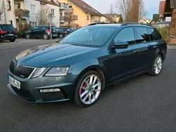 Grau Gebraucht 2018 Skoda Octavia vRS Kombi | 17.500 € (Guter Preis)