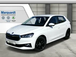 Weiß Gebraucht 2023 Skoda Fabia Style Kleinwagen | 19.890 € (Superpreis)