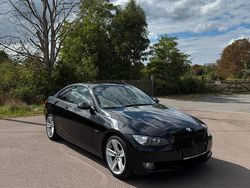 Schwarz Gebraucht 2009 BMW 320 Coupé | 8.999 € (Teuer)