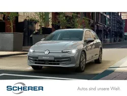 Mondsteingrau Gebraucht 2024 VW Golf VIII Style Kombi | 29.290 € (Fairer Preis)