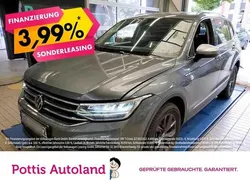 Grau Gebraucht 2022 VW Tiguan Allspace Life SUV | 36.722 € (Fairer Preis)