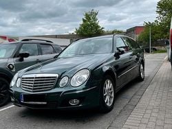 Grün Gebraucht 2007 Mercedes E220 Elegance Kombi | 5.500 € (Fairer Preis)
