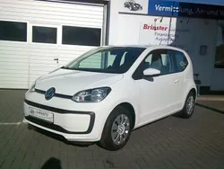 Weiß Gebraucht 2017 VW up! Kleinwagen | 7.750 € (Etwas zu teuer)