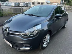 Grau Gebraucht 2020 Renault Clio V Collection Kleinwagen | 9.100 € (Guter Preis)