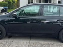 Schwarz Gebraucht 2011 VW Golf VI Highline Limousine | 6.200 € (Guter Preis)
