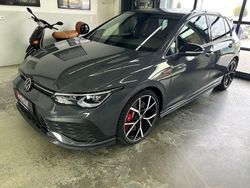 Grau Gebraucht 2023 VW Golf VIII GTI Limousine | 29.800 € (Superpreis)