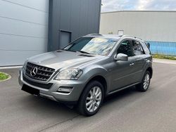 Grau Gebraucht 2010 Mercedes ML350 Edition SUV | 9.900 € (Fairer Preis)