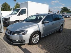 Silber Gebraucht 2011 VW Passat Trendline Kombi | 4.960 € (Superpreis)