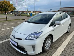 Weiß Gebraucht 2015 Toyota Prius Comfort Kleinwagen | 17.000 € (Fairer Preis)
