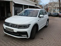 Weiß Gebraucht 2017 VW Tiguan Highline SUV | 23.990 € (Etwas zu teuer)