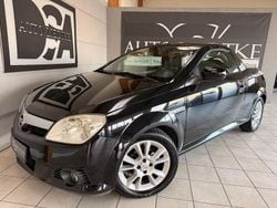 Schwarz Gebraucht 2007 Opel Tigra Sport Cabrio | 2.499 € (Fairer Preis)