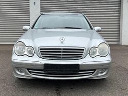 Silber Gebraucht 2004 Mercedes C200 Limousine | 2.750 € (Fairer Preis)