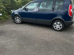Blau Gebraucht 2011 Skoda Roomster Scout Kombi | 2.990 €