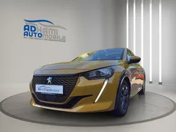 Gelb Gebraucht 2021 Peugeot e-208 Allure Kleinwagen | 14.987 € (Fairer Preis)