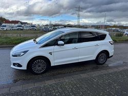 Weiß Gebraucht 2018 Ford S-MAX Titanium Van / Kleinbus | 7.900 € (Superpreis)