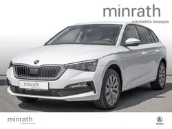 Moonweiß perleffekt Gebraucht 2021 Skoda Scala Clever Kleinwagen | 25.990 € (Teuer)