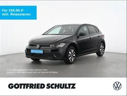Deep black perleffekt Gebraucht 2024 VW Polo IQ Drive Kleinwagen | 20.460 € (Guter Preis)