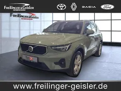 Grün Gebraucht 2024 Volvo XC40 Core SUV | 34.990 € (Guter Preis)