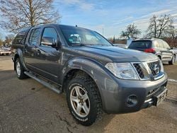 Grau Gebraucht 2013 Nissan Navara SE Abholung | 5.900 €