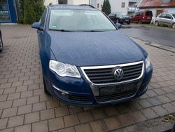 Blau Gebraucht 2009 VW Passat Comfortline Kombi | 3.190 € (Etwas zu teuer)