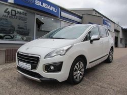 Weiss Gebraucht 2016 Peugeot 3008 SUV | 13.450 € (Guter Preis)