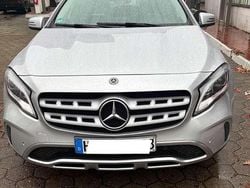 Silber Gebraucht 2019 Mercedes GLA200 Urban SUV | 23.000 € (Guter Preis)